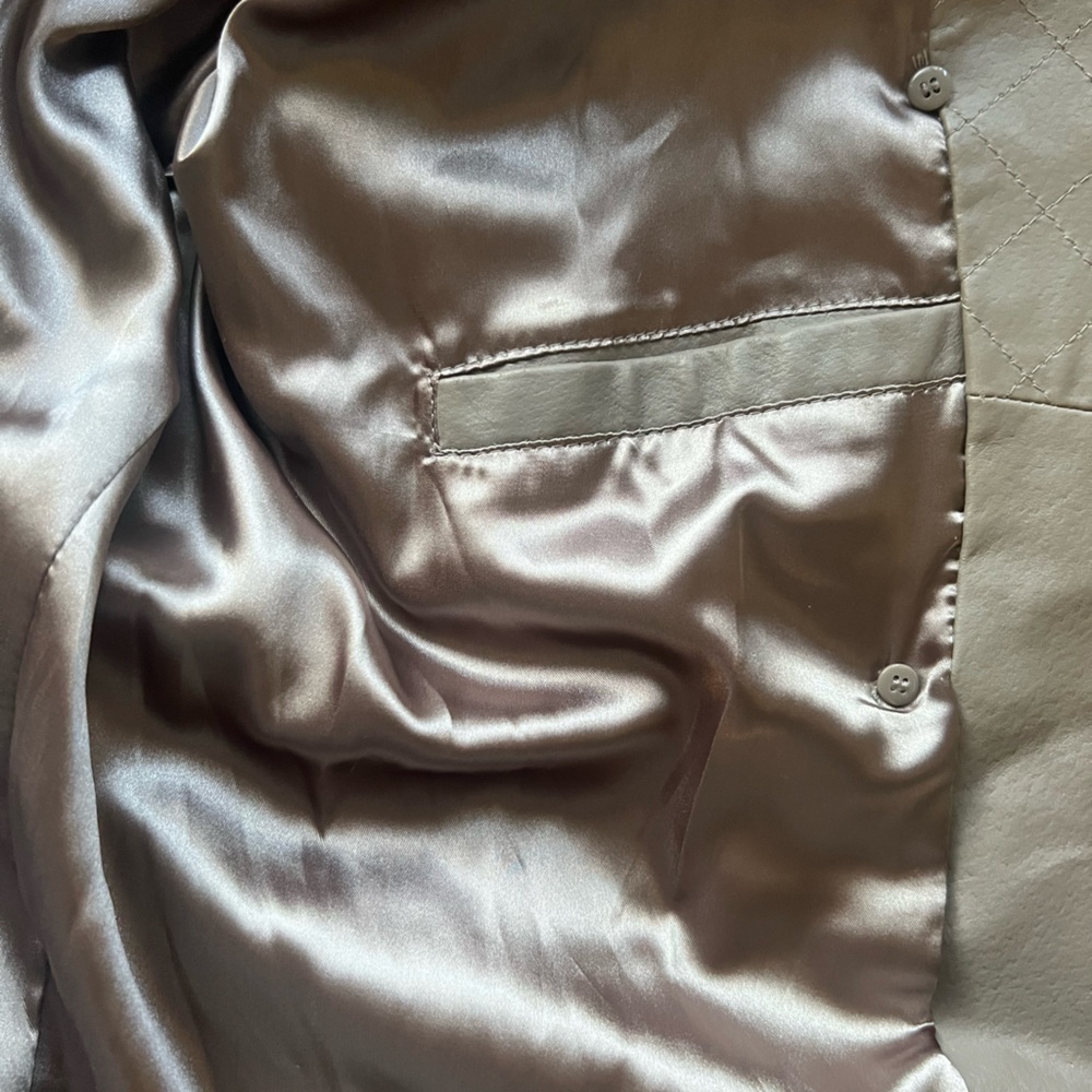 Iman Quilted Leather Double Breasted Trench Coat - tan, slim L - Picture 6 of 7